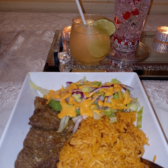 Meet your Posher, - Picture 12 of 17